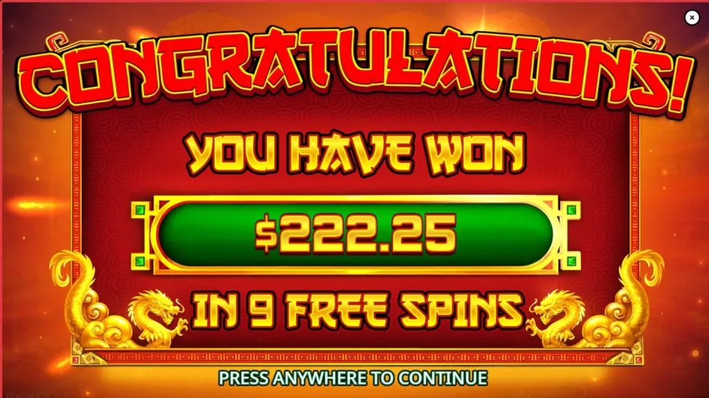 L'immagine mostra una schermata di celebrazione di una vincita nel gioco di slot machine online Caishen's Cash Pots.